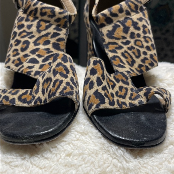 Anyi Lu Electra Leopard Print Women's Sandals - Picture 7 of 8
